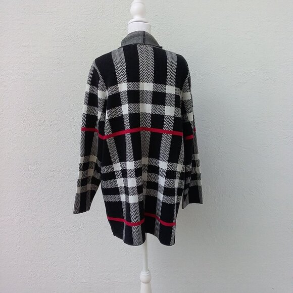 Leo & Nicole Sweater Cardigan Women's 1X Red Black Plaid Open Acrylic Preppy - Picture 6 of 8